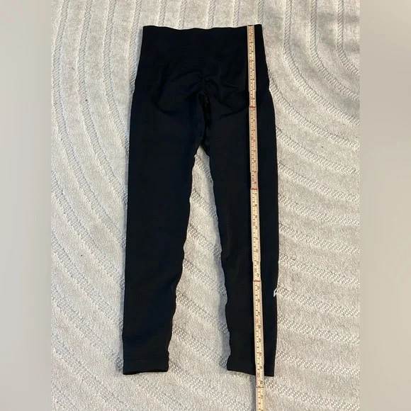 DO NOT BUY Oner Active Seamless Leggings with Butt Scrunch in Black - XS - Picture 8 of 9